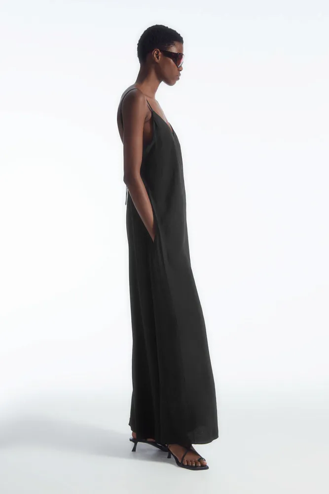 Комбинезон с v-образным вырезом COS