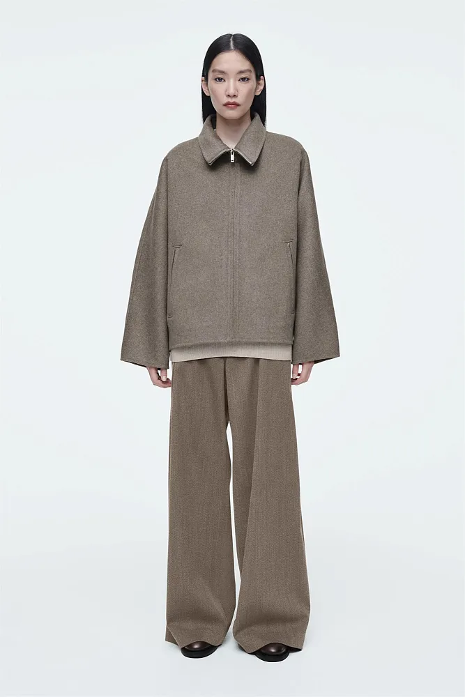 Шерстяное полупальто oversize COS