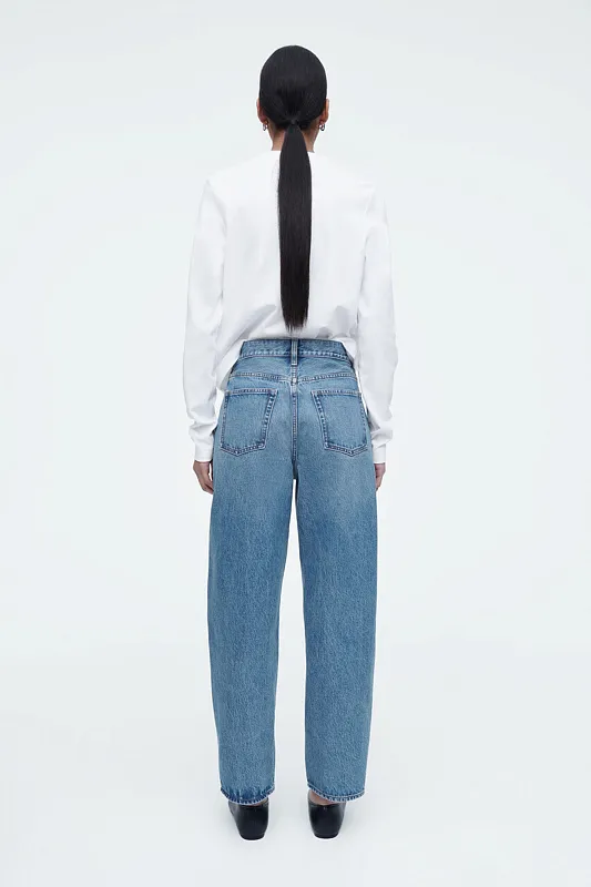 Джинсы Tapered leg COS Джинсы Tapered leg COS
