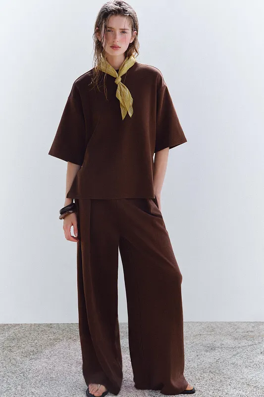 Футболка из интерлока с эффектом потертости