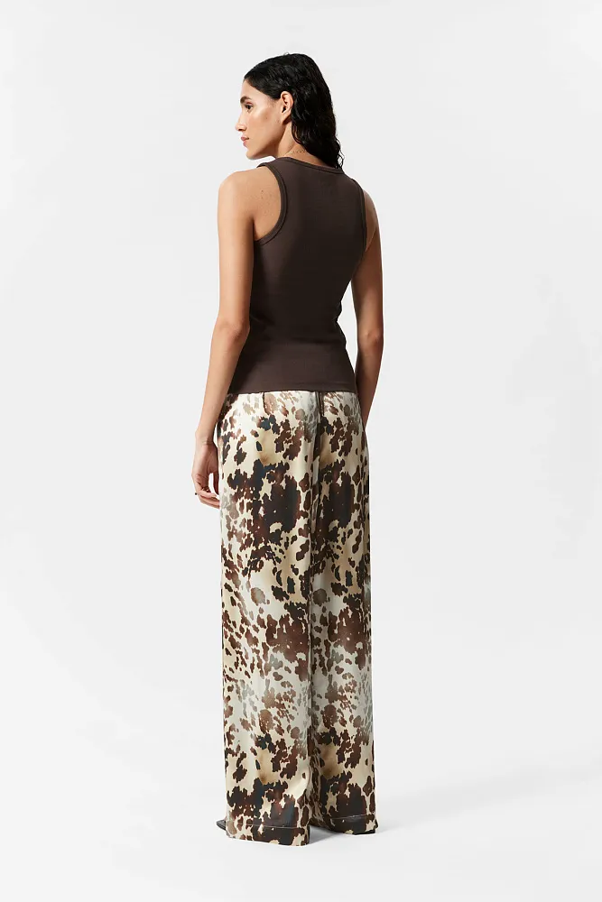 Приталенная майка & OTHER STORIES