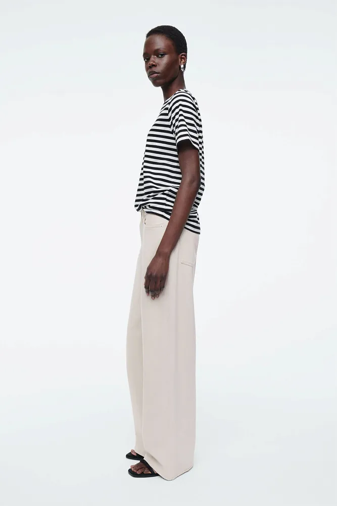 Футболка COS