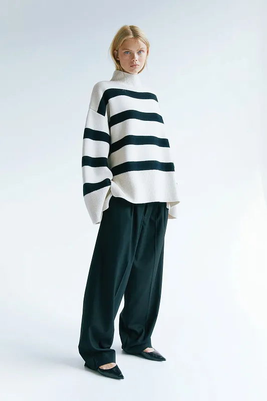 Свитер шерстяной oversize