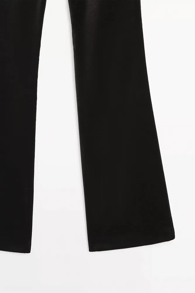 Узкие расклешенные брюки из бархата MASSIMO DUTTI