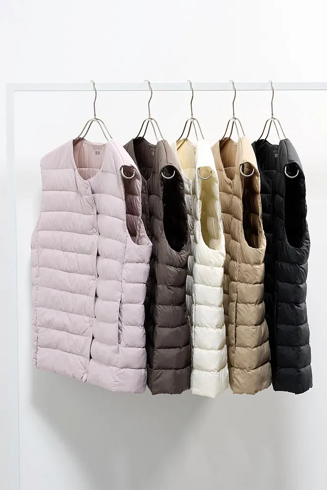 Ультралегкий пуховый жилет UNIQLO