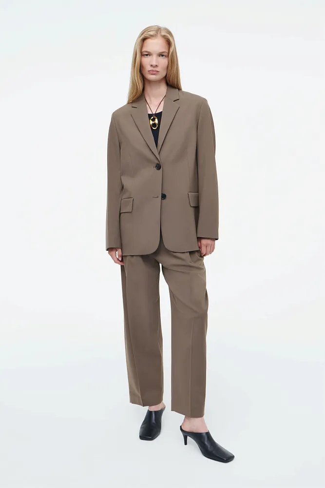 Однобортный пиджак из шерсти COS