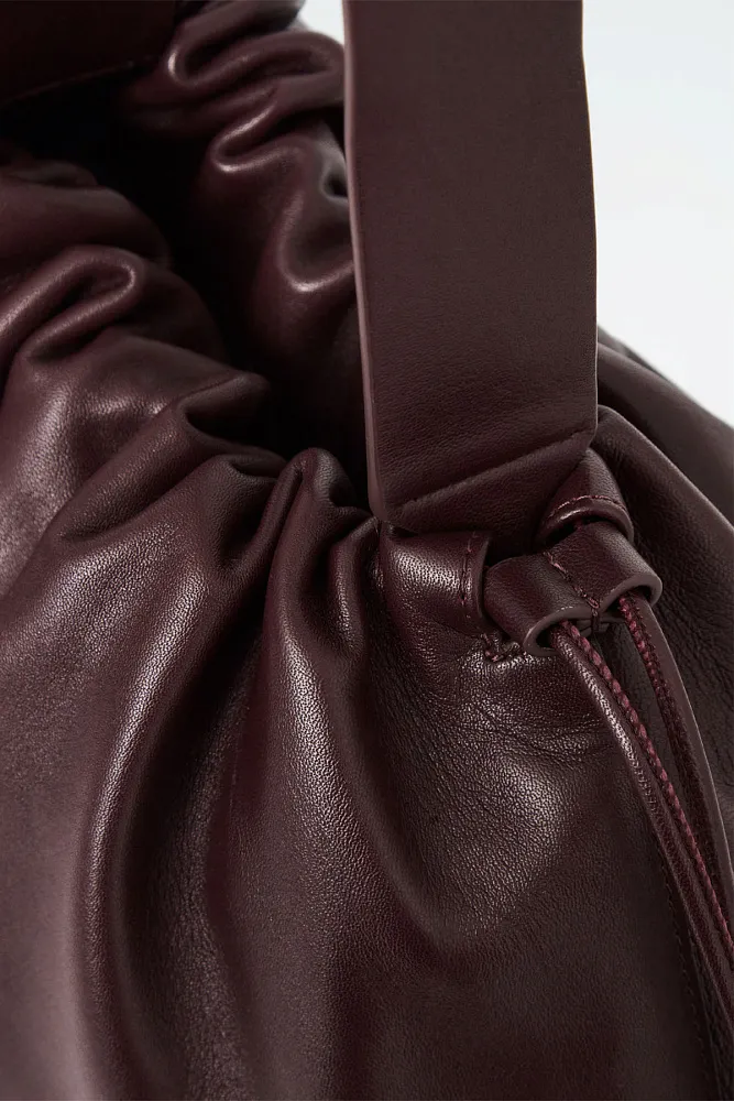 Клатч Cavatelli COS