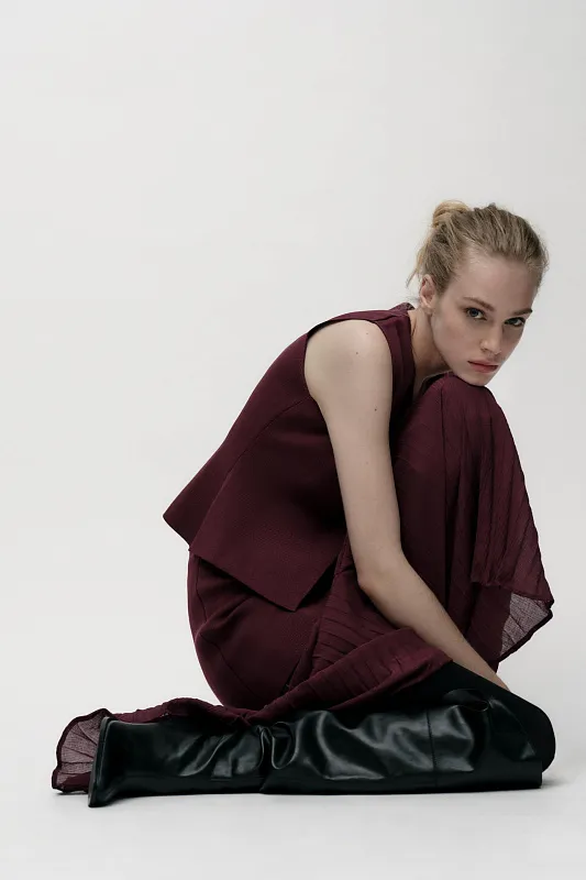 Комбинированная трикотажная юбка с плиссировкой ZARA   Комбинированная трикотажная юбка с плиссировкой ZARA