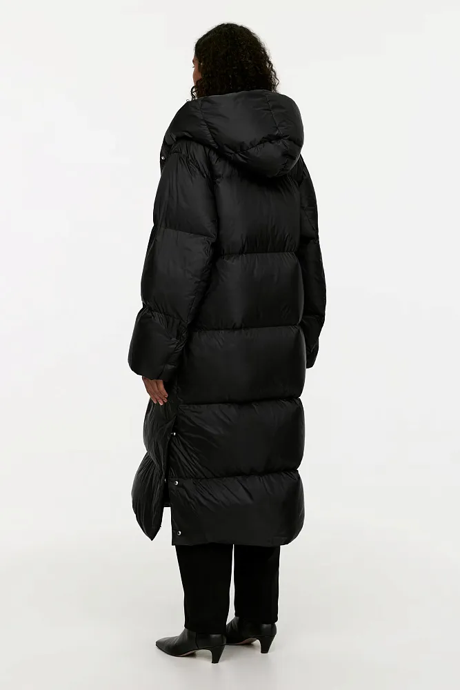 Длинный пуховик ARKET