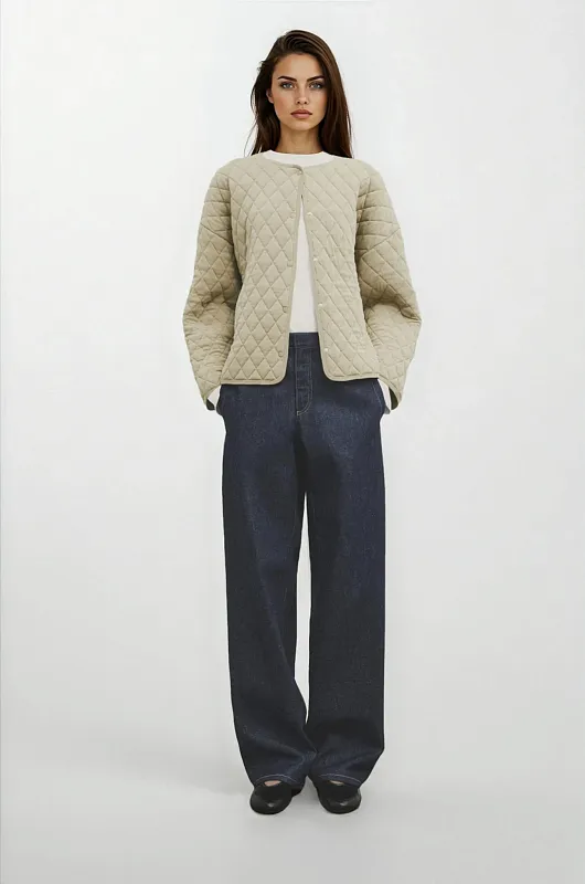 Стеганый бомбер