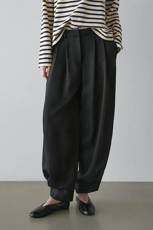 Брюки Саруэль из струящейся ткани MASSIMO DUTTI Брюки Саруэль из струящейся ткани MASSIMO DUTTI