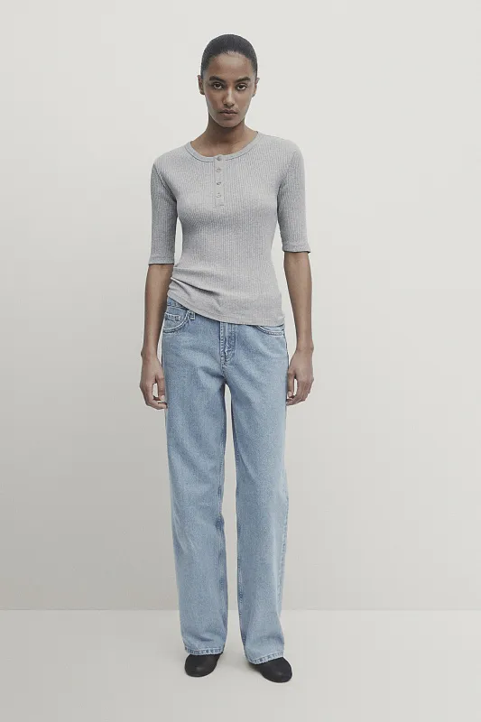 Трикотажный топ с воротником хенли