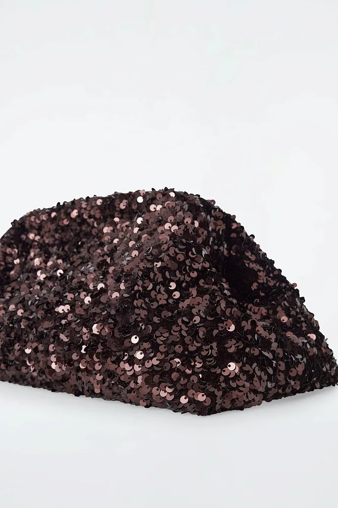 Большой клатч в рамке с пайетками COS