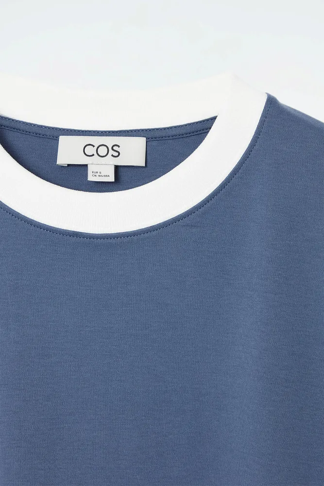Футболка COS