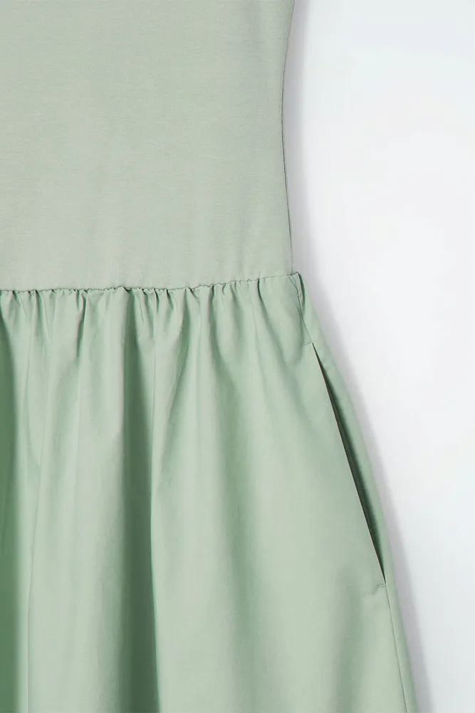 Платье макси с контрастными вставками COS