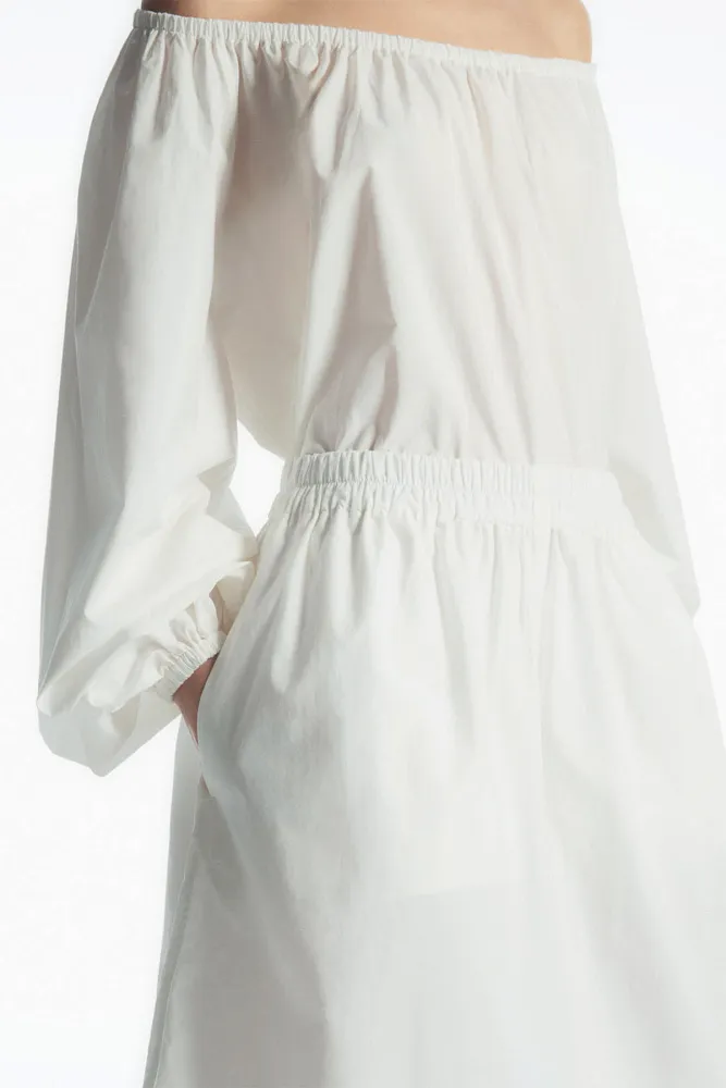 Широкие шорты со сборками COS