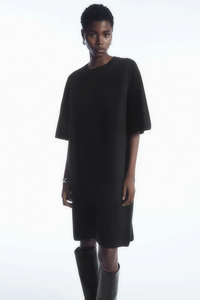 Платье-футболка oversize из шерсти COS