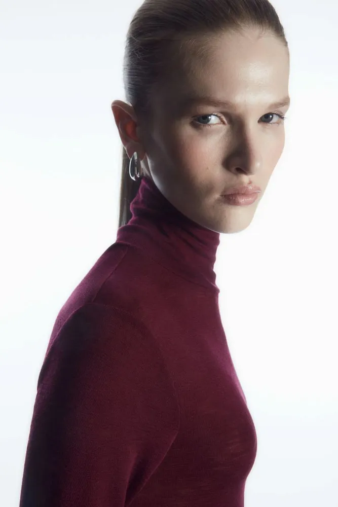 Водолазка из шерсти мериноса COS