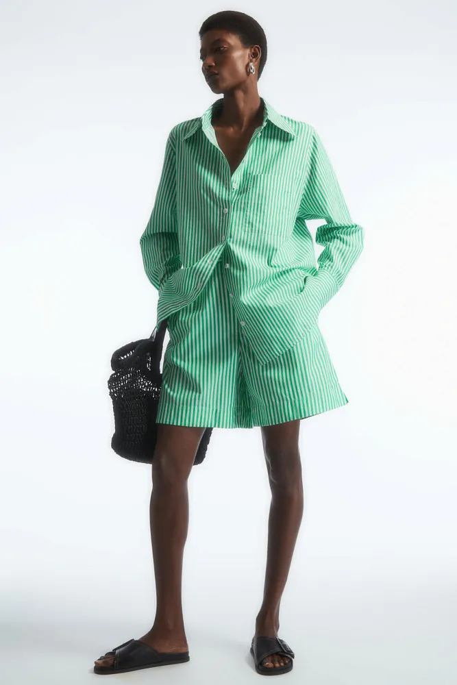 Шорты с эластичным поясом COS