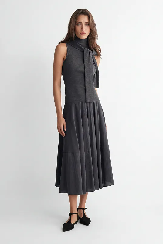 Расклешенная юбка миди