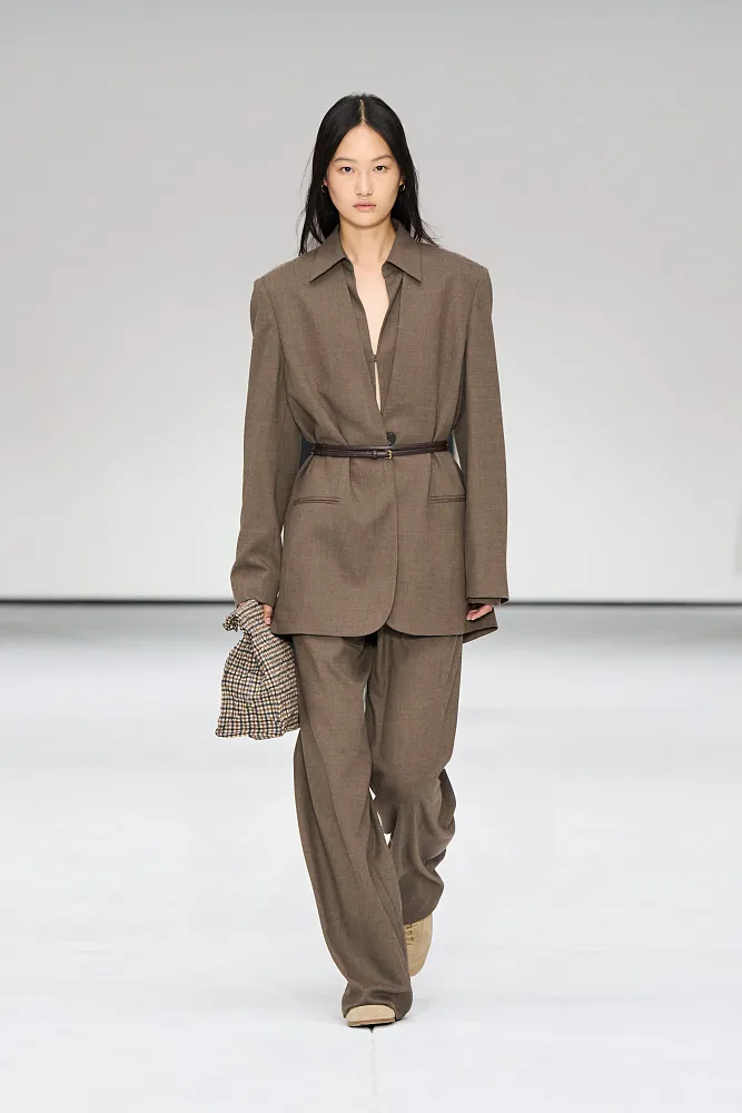 Пиджак без воротника из смесовой шерсти COS