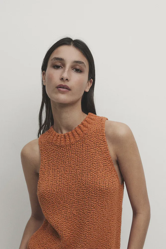 Трикотажный топ с воротником халтер MASSIMO DUTTI