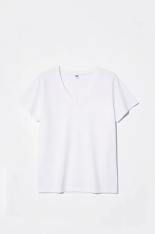 Футболка с V-образным вырезом UNIQLO Футболка с V-образным вырезом UNIQLO