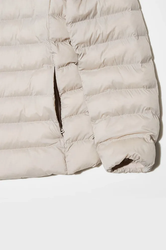 Стеганая куртка UNIQLO