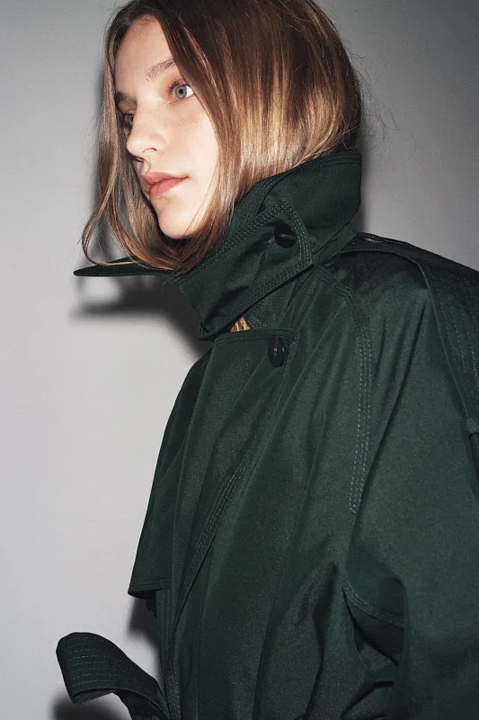 Водоотталкивающий тренч ZARA Водоотталкивающий тренч ZARA