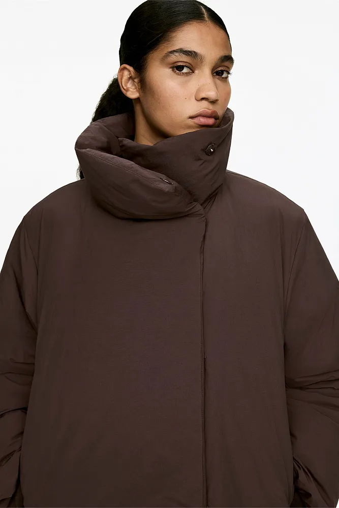 Пуховик с высоким воротником Upcycled Down™ ARKET