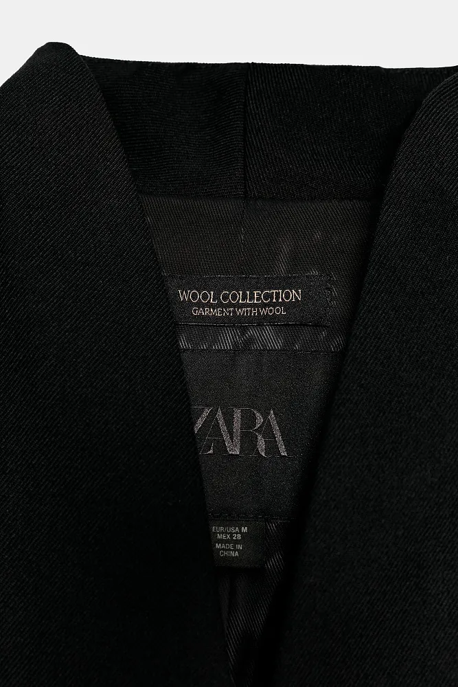 Шерстяной пиджак с баской ZARA