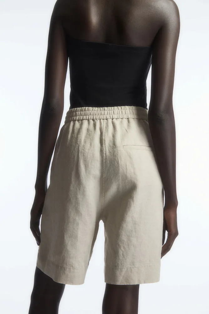 Льняные шорты с эластичным поясом COS