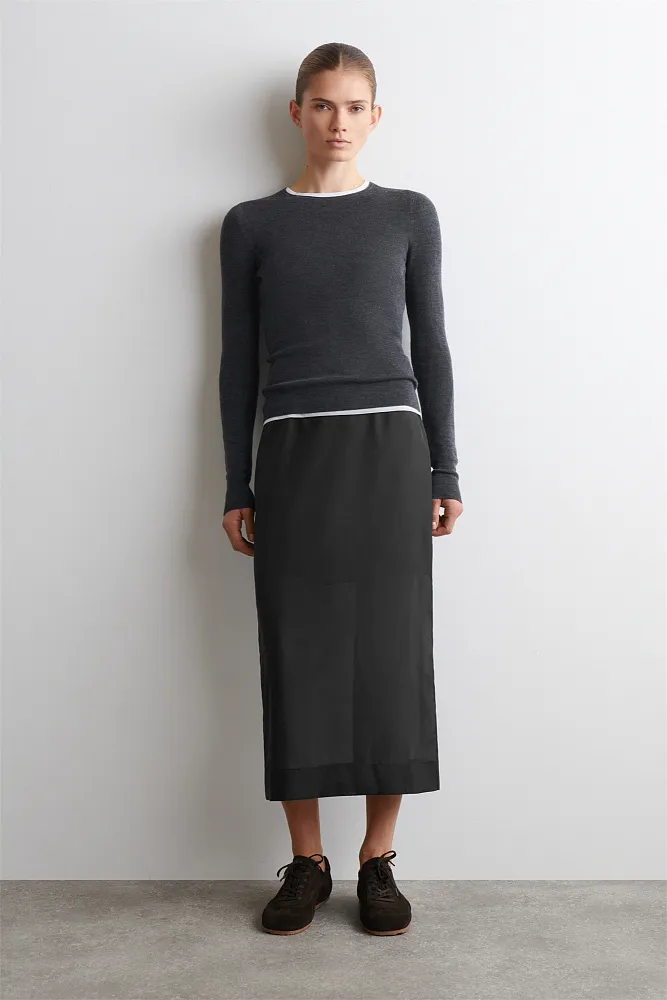 Бесшовный лонгслив из мериносовой шерсти COS