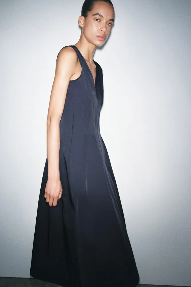 Платье-миди на молнии ZARA