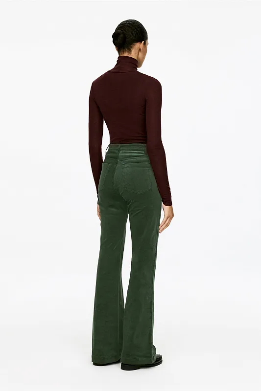 Расклешенные вельветовые брюки Lupine ARKET Расклешенные вельветовые брюки Lupine ARKET