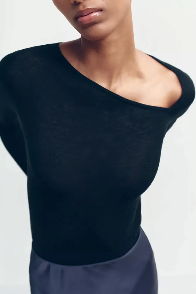 Лонгслив из тонкой шерсти и шелка ZARA