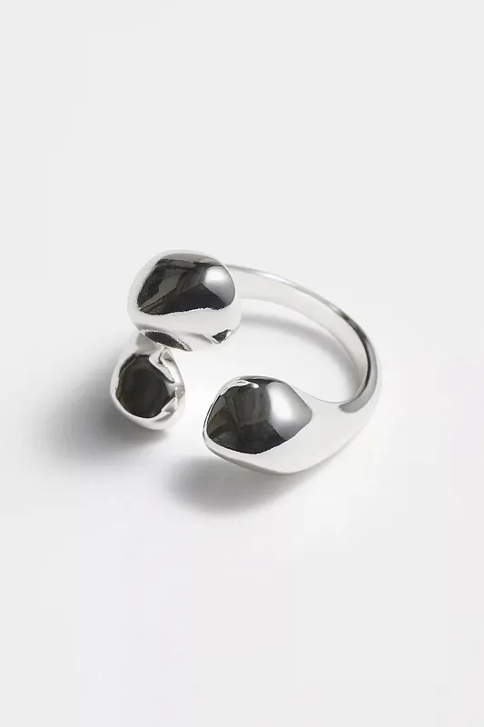 Скульптурное кольцо & OTHER STORIES Скульптурное кольцо & OTHER STORIES