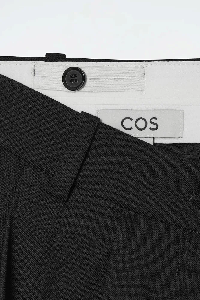 Широкие брюки со складками COS