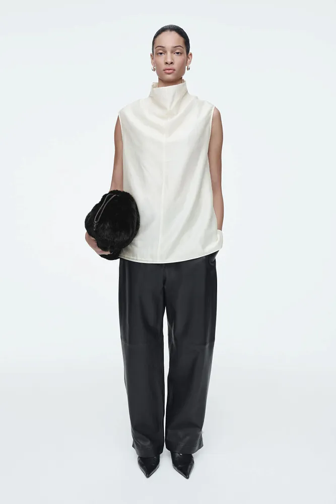 Клатч Cavatelli из искусственного меха COS