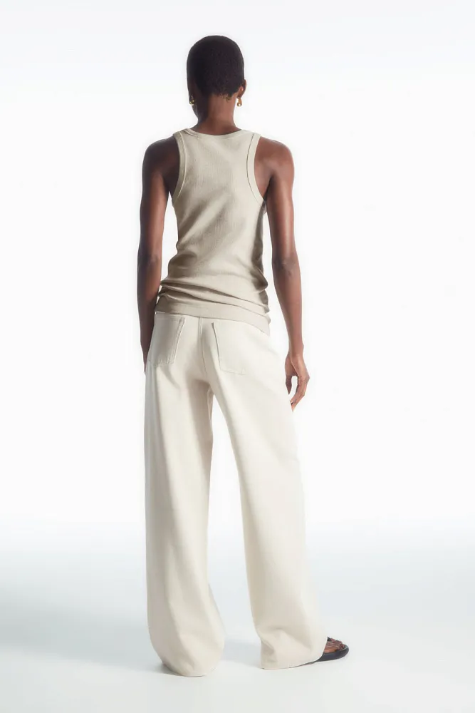 Майка в рубчик COS