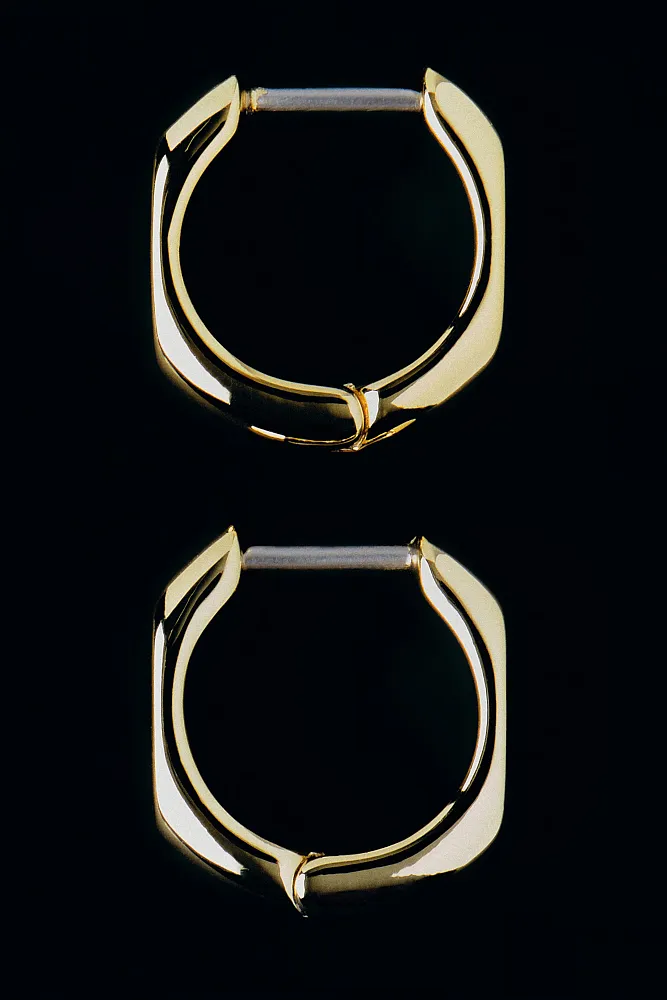 Скульптурные мини-серьги-кольца COS