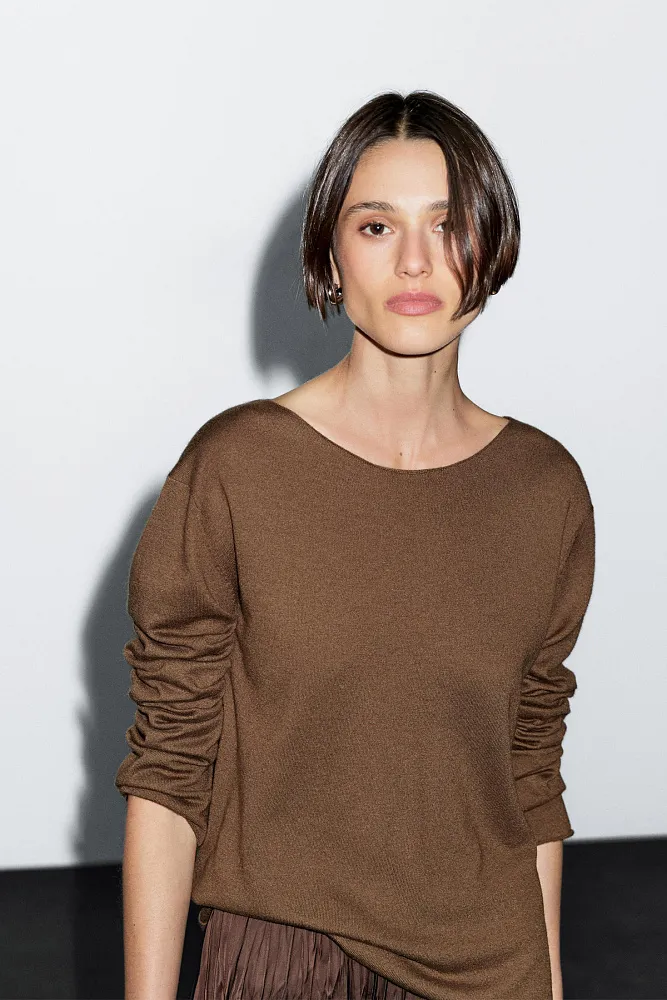 Джемпер из смесовой шерсти с вырезом "лодочка" MASSIMO DUTTI