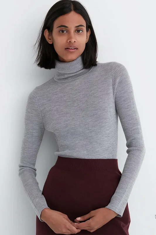 ВОДОЛАЗКА ИЗ МЕРИНОСОВОЙ ШЕРСТИ