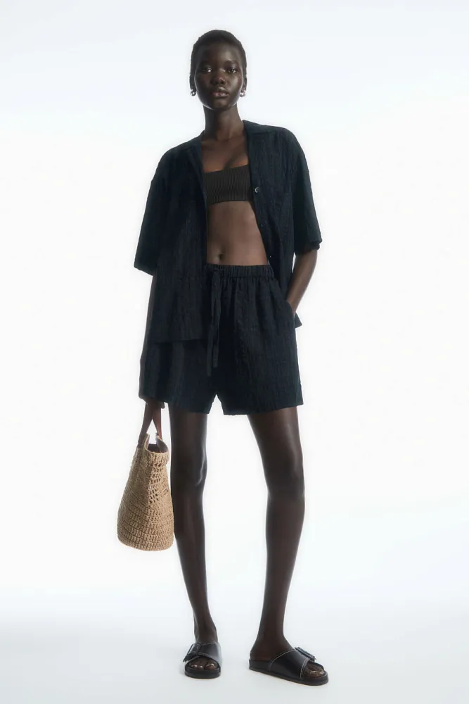 Рубашка из крепа COS