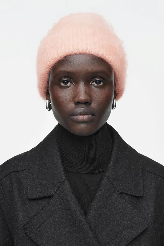 Шапка-бини из мохера