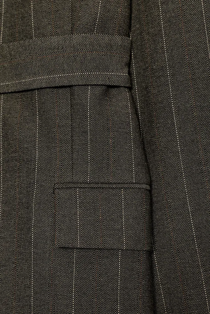 Пиджак в полоску с поясом ZARA