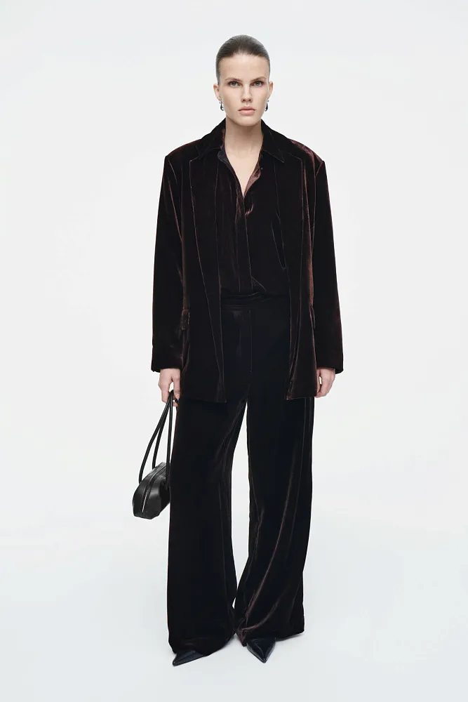 Свободная рубашка из шелка и бархата COS