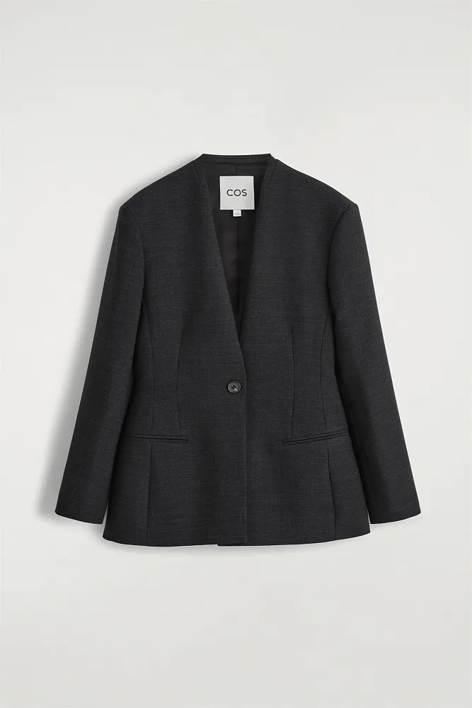Приталенный пиджак без воротника COS
