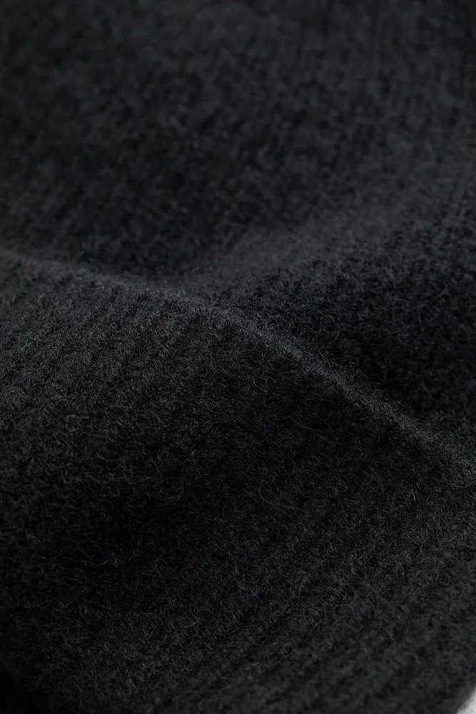 Шапка-бини из кашемира & OTHER STORIES