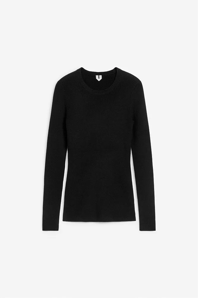 Лонгслив из мериносовой шерсти в рубчик ARKET